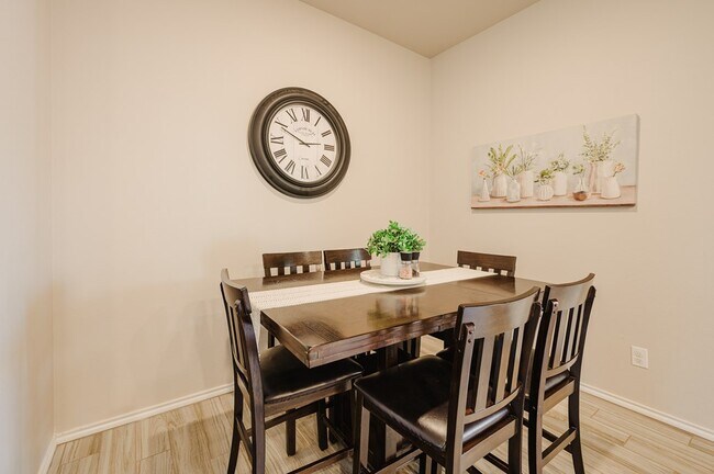 Building Photo - 9007 Antelope Ave