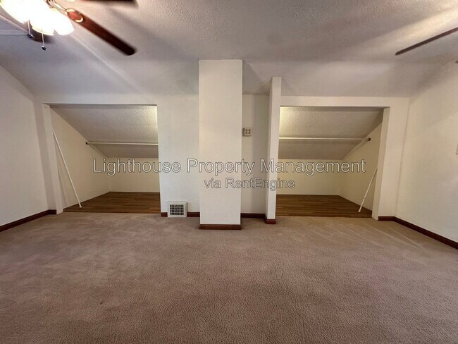 Building Photo - 115 N 30th St