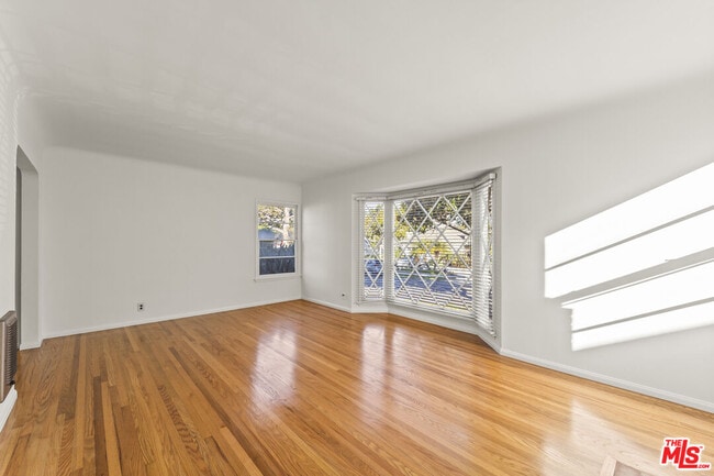 Building Photo - 5908 Abernathy Dr