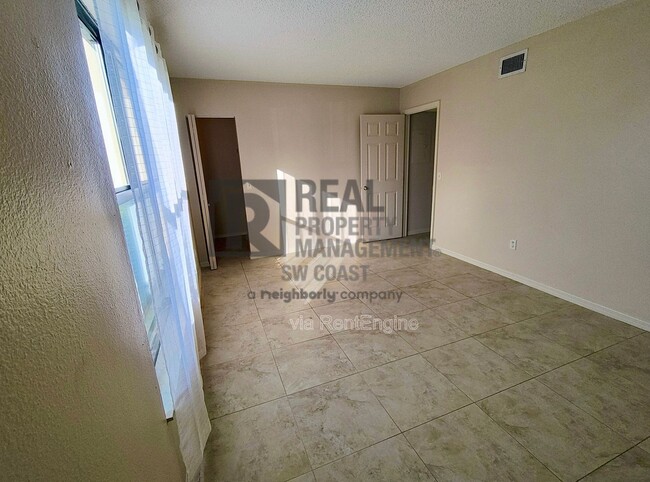 Building Photo - 12471 McGregor Blvd