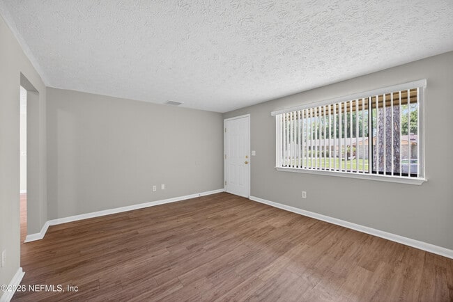 Building Photo - 4177 Timberlake Dr E