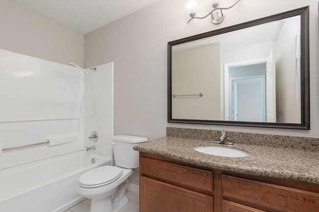 Building Photo - 2nd floor 2 bedroom unit in NW with easy access to Summerlin Pkwy and the 95/I-11