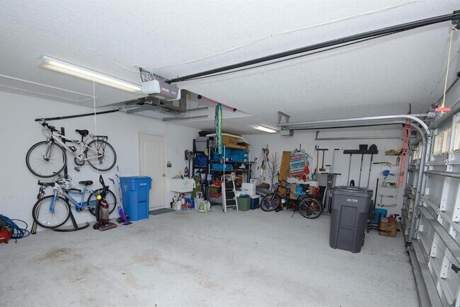 Building Photo - 18708 Chopin Dr
