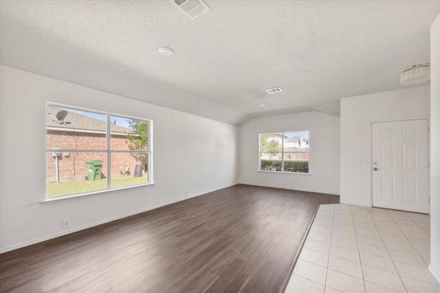 Building Photo - 1406 Anglican Dr