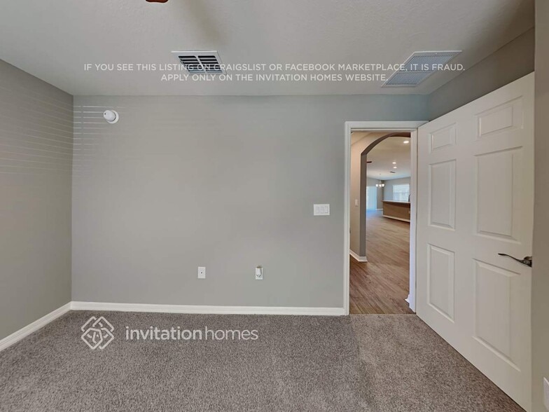 Building Photo - 3922 Willow Ridge Dr