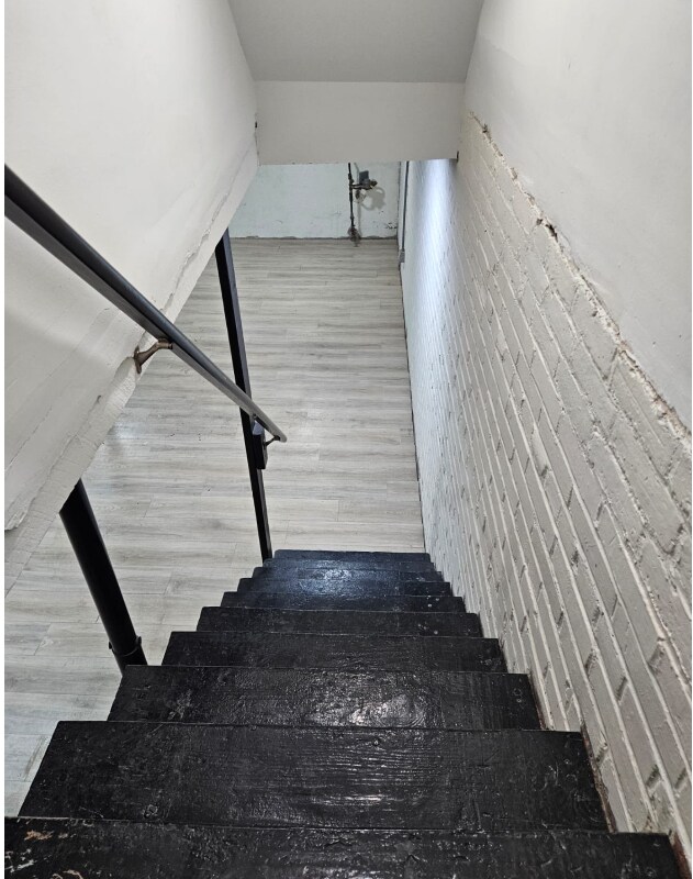 Building Photo - 510 Brown St