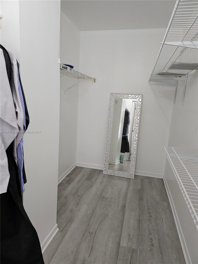 Building Photo - 8429 NW 1st Terrace