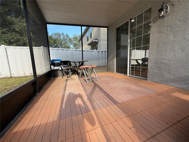 Building Photo - 10638 Dawns Light Dr