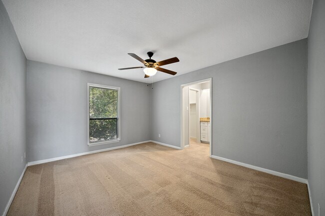 Building Photo - 3843 Barrington St