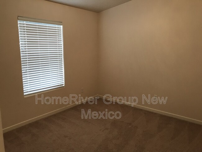 Building Photo - 2148 S Ensenada Cir SE