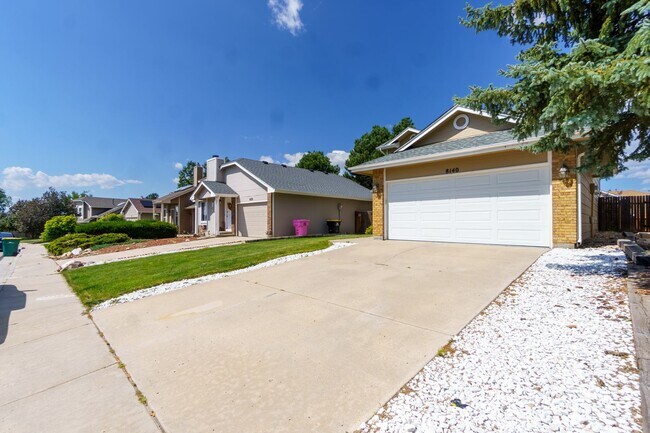 Building Photo - Briargate home on Chancellor for rent!