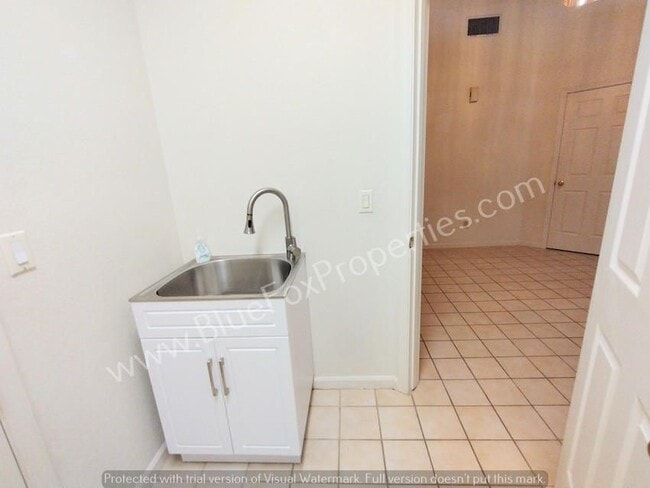 Building Photo - 7793 E Marquise Dr