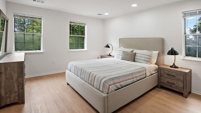 Building Photo - 2310 Colts Neck Rd