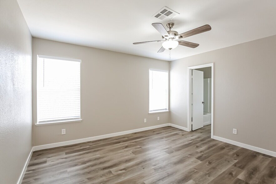 Building Photo - 1125 Purple Martin Ct