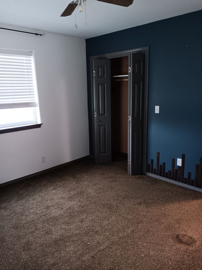 Building Photo - 3 Bed House in Elgin