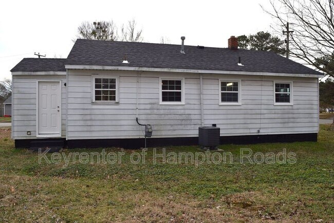 Building Photo - 200 Dwight Dr