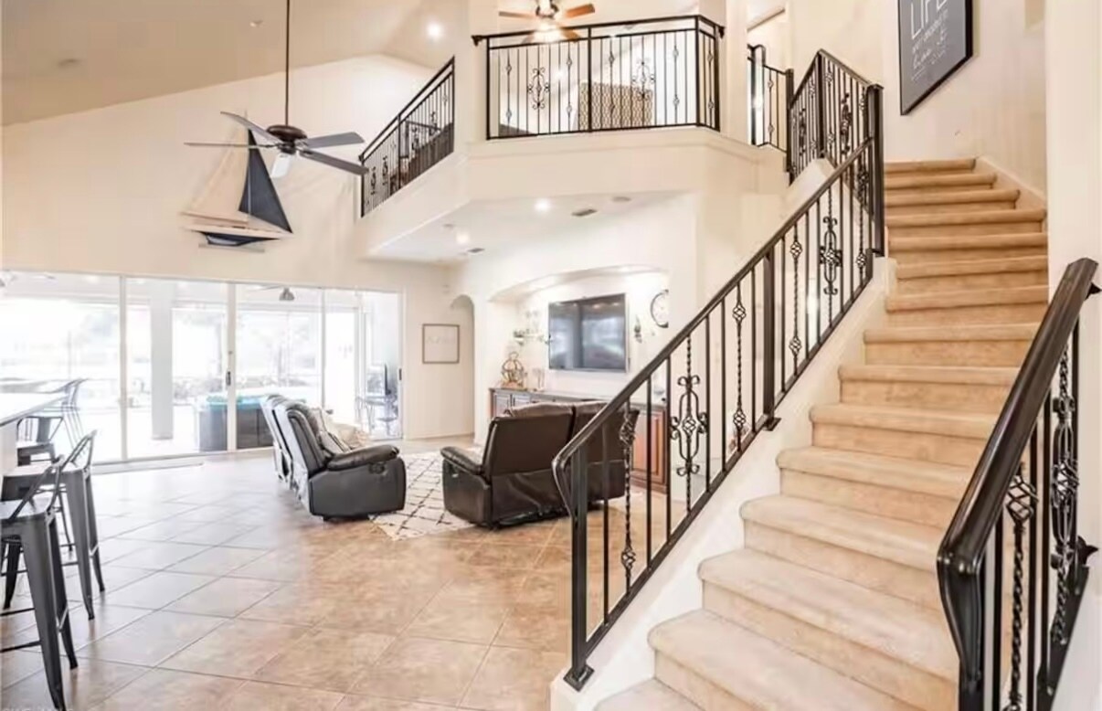 Building Photo - 13042 Sail Away St