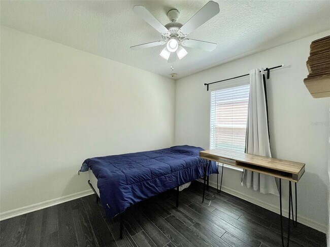 Building Photo - 8227 Midnight Sun Ct