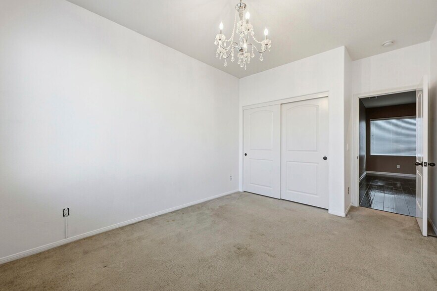 Building Photo - 31853 Red Pine Way