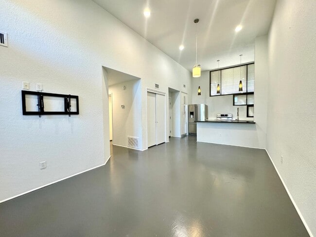 Building Photo - 7620 E Callisto Cir