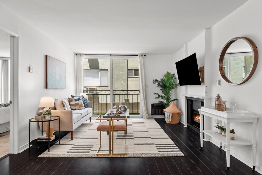 Building Photo - 1885 Veteran Ave