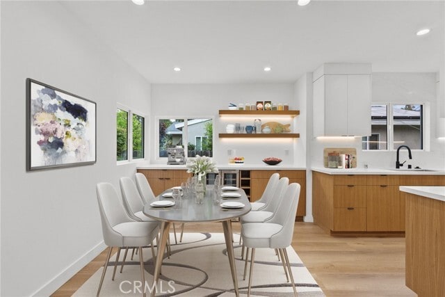 Building Photo - 5730 Stansbury Ave