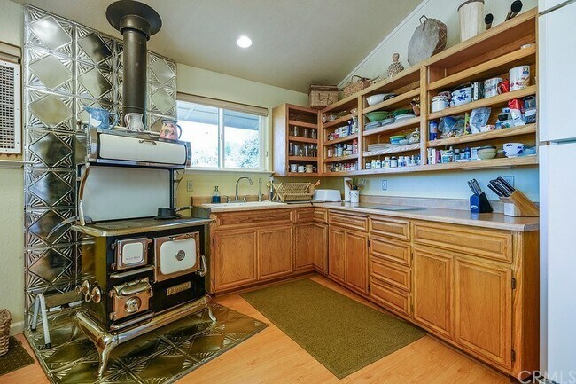 Building Photo - 13942 CA-29