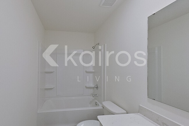 Building Photo - 7016 Moss Creek Way