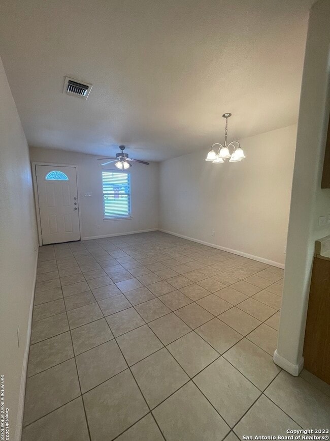 Building Photo - 440 Clearview Canyon