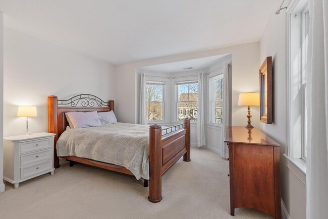 Building Photo - 60 Broadway St