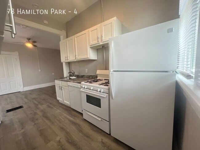 Building Photo - 78 Hamilton Park