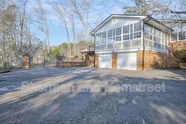 Building Photo - 289 Ashbrook Dr