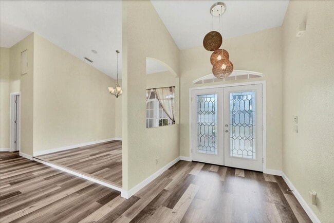 Building Photo - Annual Pool Home for Rent in Englewood