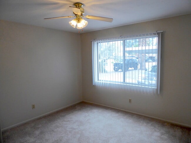 Building Photo - 5349 E Arbor Cir