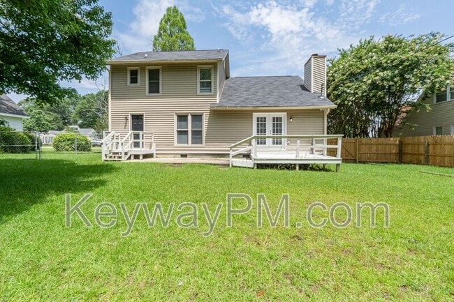 Building Photo - 107 Robinwood Dr