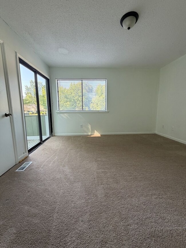 Building Photo - 6126 Bent Tree Ct
