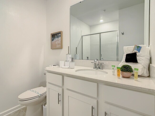 Building Photo - 8861 Cabot Cliffs Dr