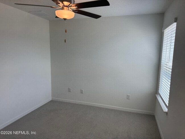 Building Photo - 236 Hawthorn Pk Cir