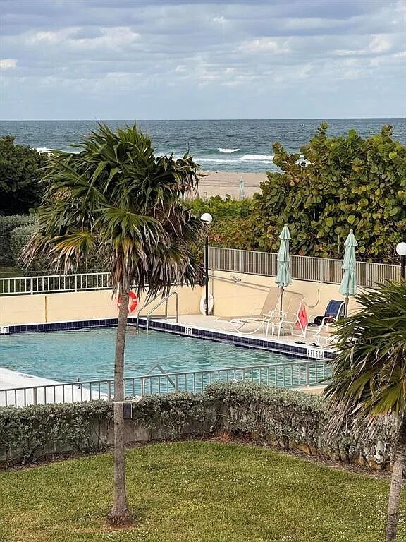 Building Photo - 2565 S Ocean Blvd