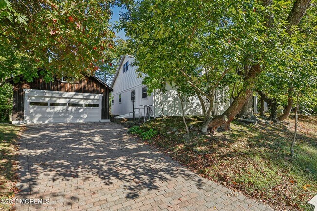 Building Photo - 320 Worthington Ave