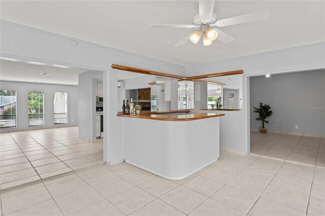 Building Photo - 2502 Indigo Dr