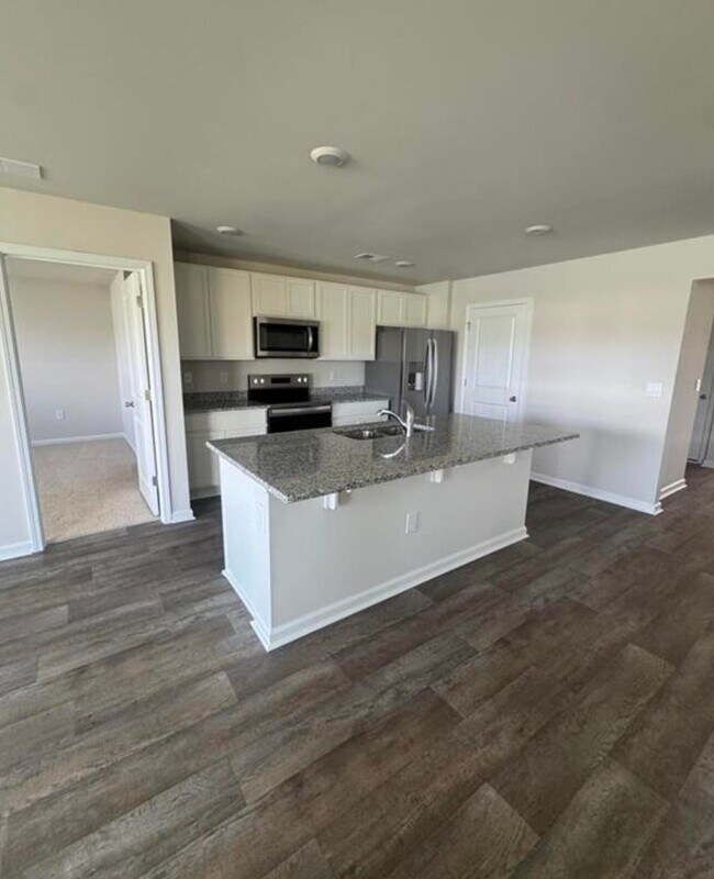 Building Photo - 403 Acosta Cir