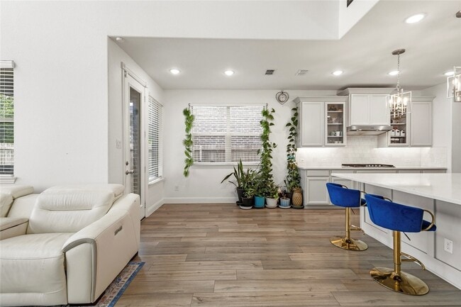 Building Photo - 2213 Cherrybark Trl