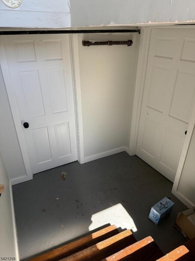 Building Photo - 33 Montclair Ave