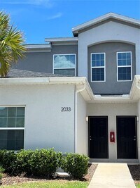 Building Photo - 2033 Claudia Ln
