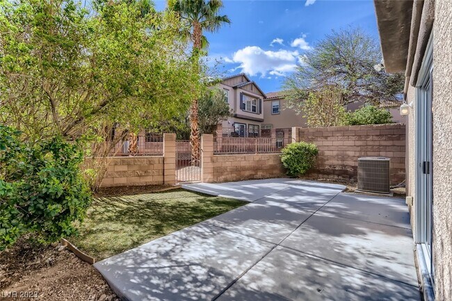 Building Photo - 1144 Desert Mountain Dr