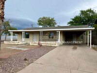 Building Photo - 1218 W Cinnabar Ave