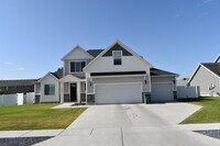 Building Photo - 293 W 450 S
