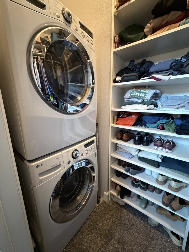 Building Photo - 25 N Downing St