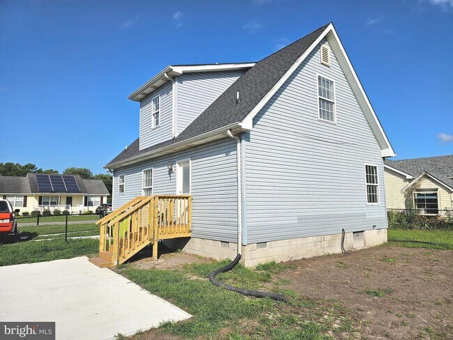 Building Photo - 110 Duck Creek Ln